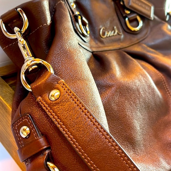 Retro Coach Ashley Satchel/Crossbody - Picture 4 of 10